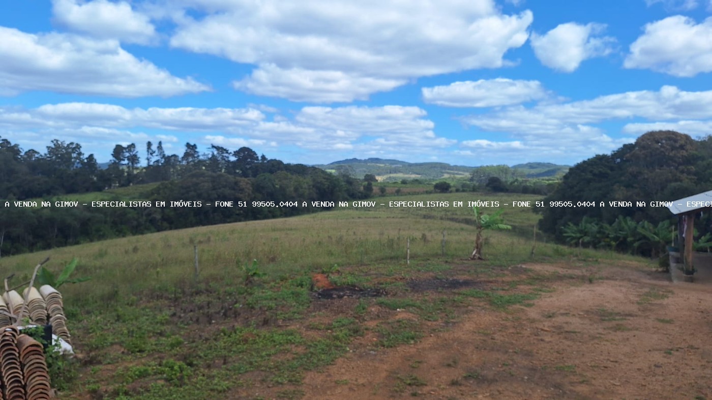 Sítio, 2 quartos, 2 m² - Foto 1